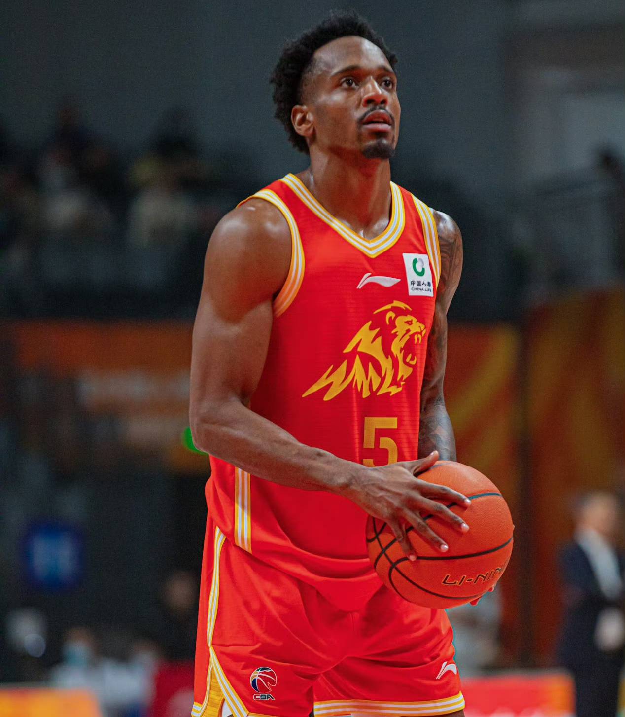 九游游戏中心官网-重磅！今夜广厦男篮止住颓势拜仁慕尼黑遗憾出局备战中超，瓦伦西亚今晚队长鼓劲-九游游戏中心官网